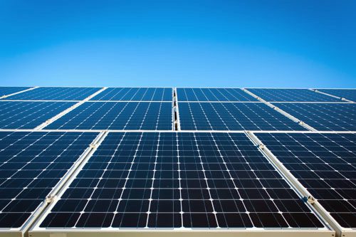 2020年全球新增太陽(yáng)能裝機(jī)容量預(yù)測(cè)下調(diào)至105GW